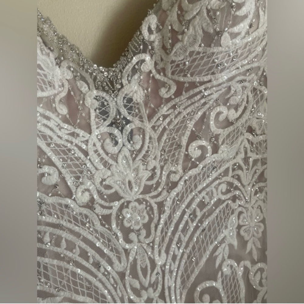 Wedding gown